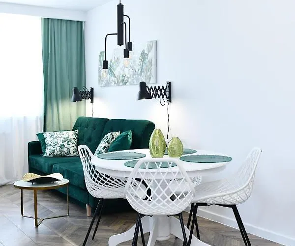 Bialy Dom Колобжег